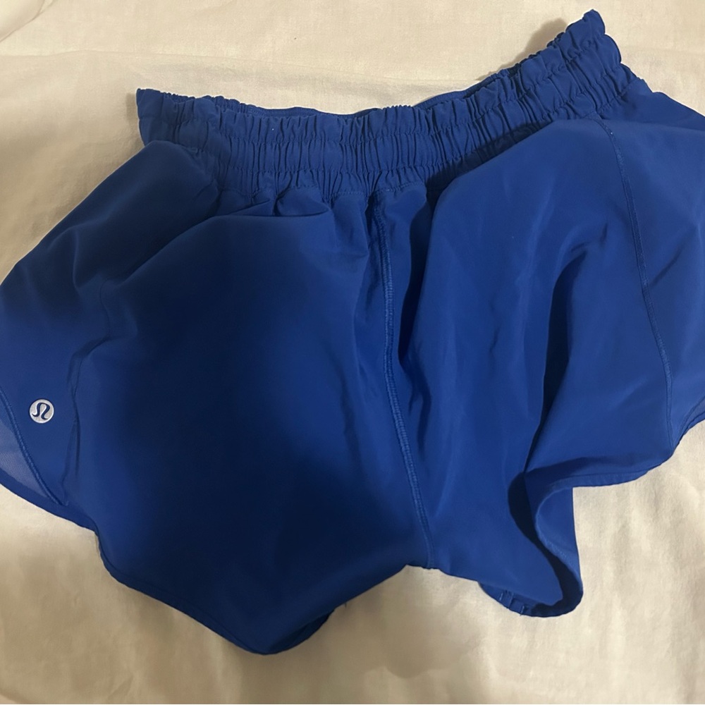 LULULEMON 4” HOTTY HOT SHORTS